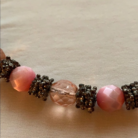 Beautiful bead necklace - Picture 2 of 3
